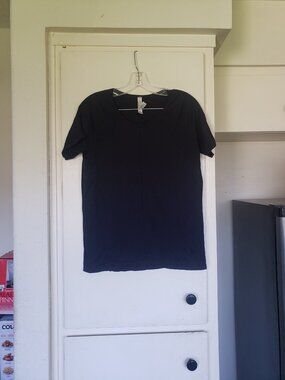 Athleta Black short sleeve top Size Medium